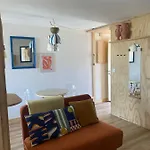 Apartamento Agreable Loft Proche Ocean Classe 1 Etoile Refait A Neuf